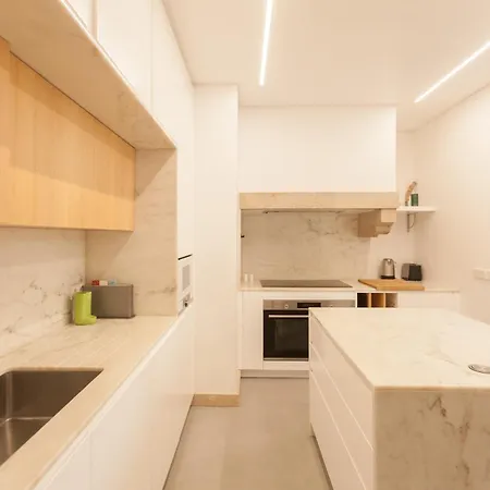 Flh Campo Pequeno Classic Charm With Garden * Lisbon