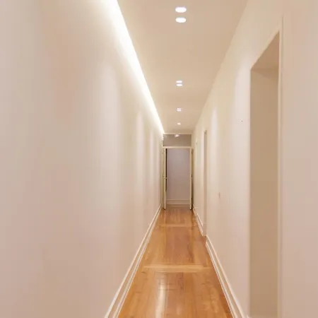 Flh Campo Pequeno Classic Charm With Garden דירה *