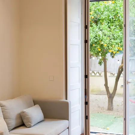 Flh Campo Pequeno Classic Charm With Garden *