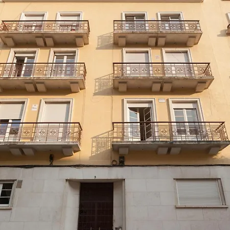 Flh Campo Pequeno Classic Charm With Garden דירה ליסבון